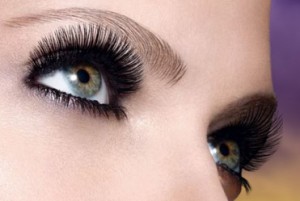 beauty-school-eye-lashes