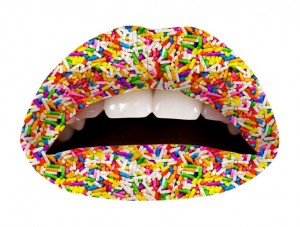 beauty-school-violent-lips-cupcake-sprinkles