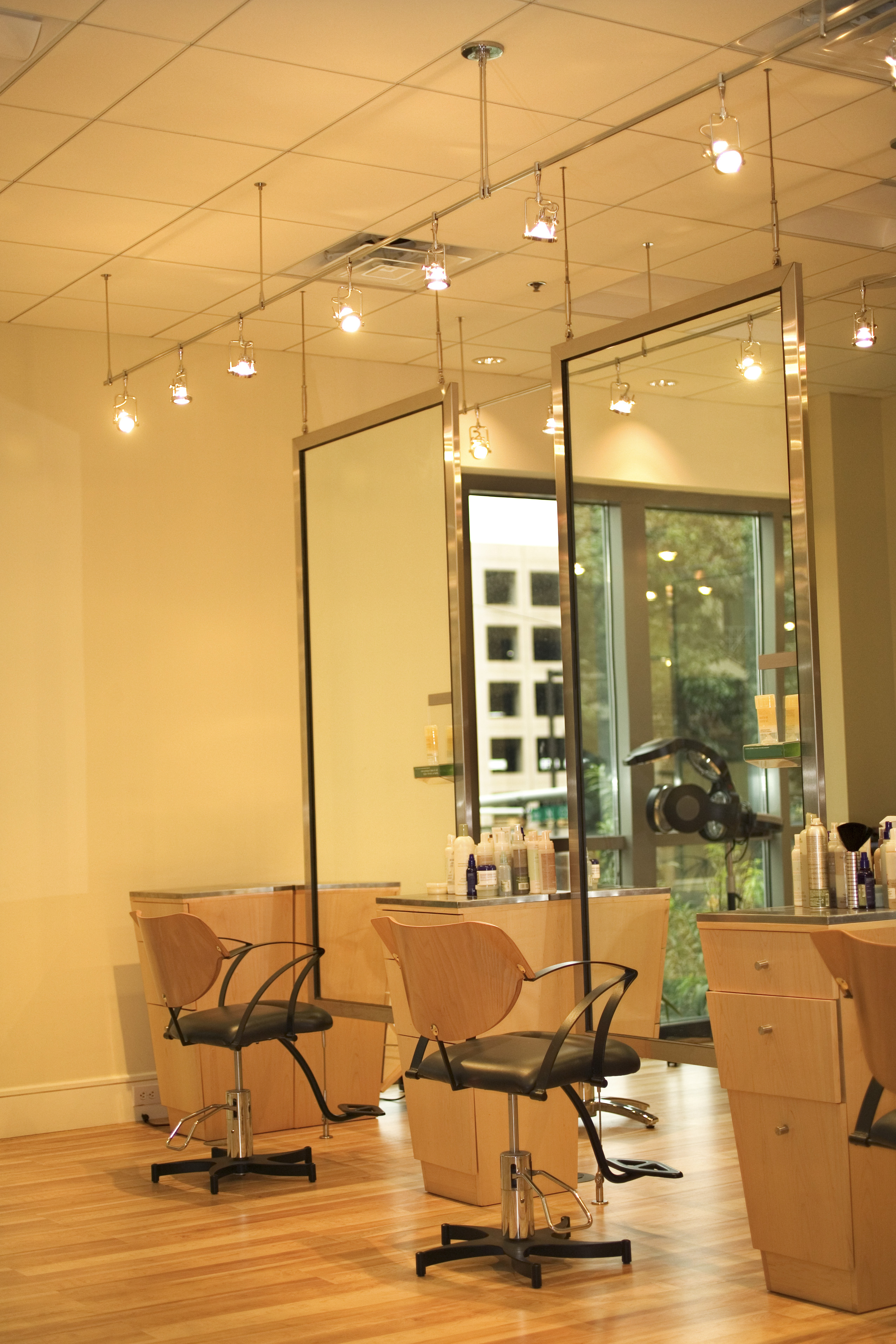 eco-friendly-salons