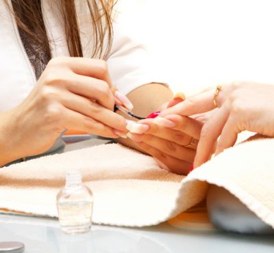 Find Nail Technician Schools, Nail Tech School Resources